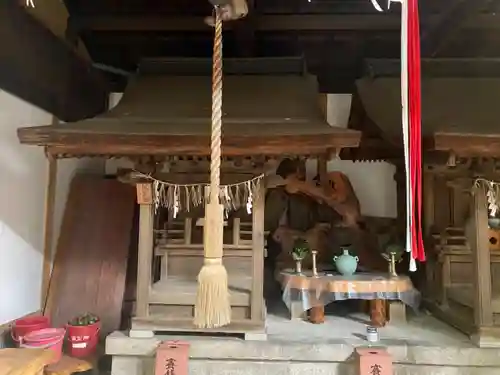 若一神社の末社・摂社