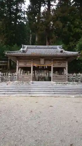 柯柄八幡神社の本殿・本堂