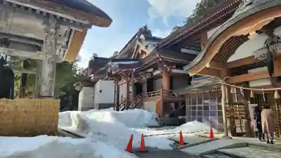 出羽神社(出羽三山神社)～三神合祭殿～の本殿・本堂