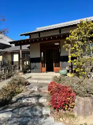 西慶寺(新田触不動尊)の{uncategorized: "未分類", other: "その他", undefined: "問題あり", building: "その他建物", grave: "お墓", sacred_gate: "鳥居", guardian: "狛犬", statue: "像", buddha: "仏像", history: "歴史", nature: "自然", garden: "庭園", animal: "動物", pagoda: "塔", temizu: "手水舎", mountain_gate: "山門・神門", sanctuary: "本殿・本堂", subordinate: "末社・摂社", art: "芸術", scenery: "景色", jizo: "地蔵", ema: "絵馬", goshuin: "御朱印", omikuji: "おみくじ", items: "授与品その他", amulet: "お守り", goshuincho: "御朱印帳", eats: "食事", festival: "お祭り", votive_dance: "神楽", shichigosan: "七五三参", wedding: "結婚式", experience: "体験その他", initially: "初詣", around: "周辺", anti_infection: "感染症対策"}