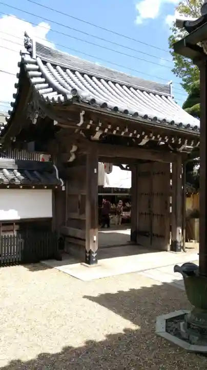 東南院の山門・神門