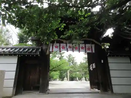 道明寺天満宮の山門