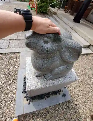 三輪神社の狛犬