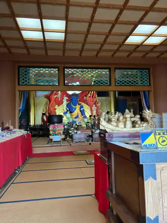 総本山 本福寺の{uncategorized: "未分類", other: "その他", undefined: "問題あり", building: "その他建物", grave: "お墓", sacred_gate: "鳥居", guardian: "狛犬", statue: "像", buddha: "仏像", history: "歴史", nature: "自然", garden: "庭園", animal: "動物", pagoda: "塔", temizu: "手水舎", mountain_gate: "山門・神門", sanctuary: "本殿・本堂", subordinate: "末社・摂社", art: "芸術", scenery: "景色", jizo: "地蔵", ema: "絵馬", goshuin: "御朱印", omikuji: "おみくじ", items: "授与品その他", amulet: "お守り", goshuincho: "御朱印帳", eats: "食事", festival: "お祭り", votive_dance: "神楽", shichigosan: "七五三参", wedding: "結婚式", experience: "体験その他", initially: "初詣", around: "周辺", anti_infection: "感染症対策"}