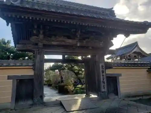 正傅寺の山門