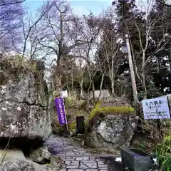 石都々古和気神社の建物その他