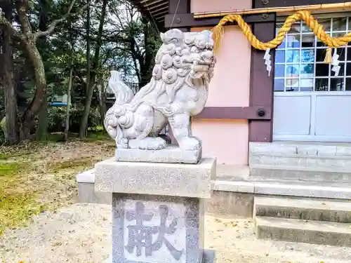 八幡社の狛犬