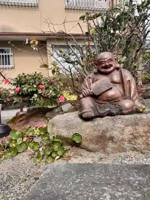 大蓮寺の{uncategorized: "未分類", other: "その他", undefined: "問題あり", building: "その他建物", grave: "お墓", sacred_gate: "鳥居", guardian: "狛犬", statue: "像", buddha: "仏像", history: "歴史", nature: "自然", garden: "庭園", animal: "動物", pagoda: "塔", temizu: "手水舎", mountain_gate: "山門・神門", sanctuary: "本殿・本堂", subordinate: "末社・摂社", art: "芸術", scenery: "景色", jizo: "地蔵", ema: "絵馬", goshuin: "御朱印", omikuji: "おみくじ", items: "授与品その他", amulet: "お守り", goshuincho: "御朱印帳", eats: "食事", festival: "お祭り", votive_dance: "神楽", shichigosan: "七五三参", wedding: "結婚式", experience: "体験その他", initially: "初詣", around: "周辺", anti_infection: "感染症対策"}