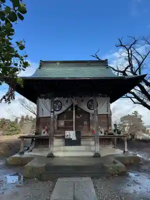 鶴ケ城稲荷神社の{uncategorized: "未分類", other: "その他", undefined: "問題あり", building: "その他建物", grave: "お墓", sacred_gate: "鳥居", guardian: "狛犬", statue: "像", buddha: "仏像", history: "歴史", nature: "自然", garden: "庭園", animal: "動物", pagoda: "塔", temizu: "手水舎", mountain_gate: "山門・神門", sanctuary: "本殿・本堂", subordinate: "末社・摂社", art: "芸術", scenery: "景色", jizo: "地蔵", ema: "絵馬", goshuin: "御朱印", omikuji: "おみくじ", items: "授与品その他", amulet: "お守り", goshuincho: "御朱印帳", eats: "食事", festival: "お祭り", votive_dance: "神楽", shichigosan: "七五三参", wedding: "結婚式", experience: "体験その他", initially: "初詣", around: "周辺", anti_infection: "感染症対策"}