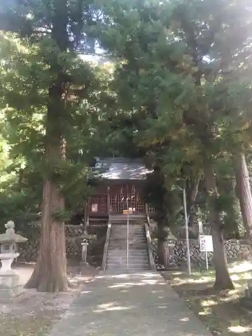 春近神社の本殿・本堂