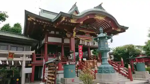 羽田神社の本殿・本堂