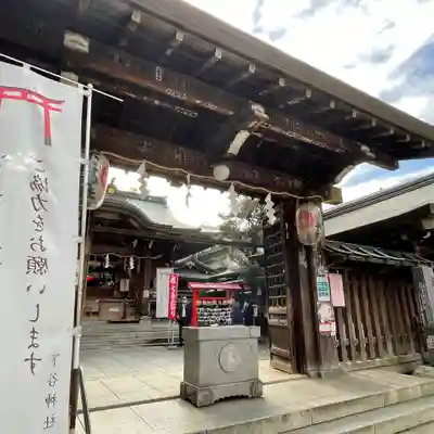下谷神社の山門・神門