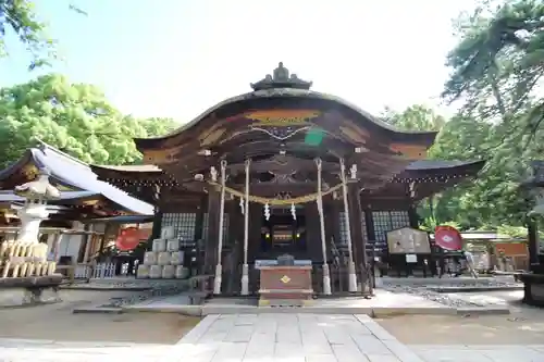 武田神社の本殿・本堂
