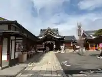 豊国神社の{uncategorized: "未分類", other: "その他", undefined: "問題あり", building: "その他建物", grave: "お墓", sacred_gate: "鳥居", guardian: "狛犬", statue: "像", buddha: "仏像", history: "歴史", nature: "自然", garden: "庭園", animal: "動物", pagoda: "塔", temizu: "手水舎", mountain_gate: "山門・神門", sanctuary: "本殿・本堂", subordinate: "末社・摂社", art: "芸術", scenery: "景色", jizo: "地蔵", ema: "絵馬", goshuin: "御朱印", omikuji: "おみくじ", items: "授与品その他", amulet: "お守り", goshuincho: "御朱印帳", eats: "食事", festival: "お祭り", votive_dance: "神楽", shichigosan: "七五三参", wedding: "結婚式", experience: "体験その他", initially: "初詣", around: "周辺", anti_infection: "感染症対策"}