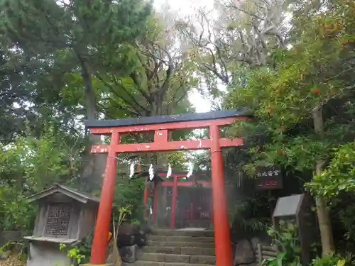 由比若宮（元鶴岡八幡宮）の鳥居