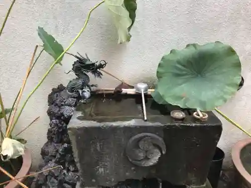 不動院の手水舎