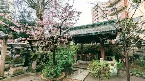 小野照崎神社の手水舎
