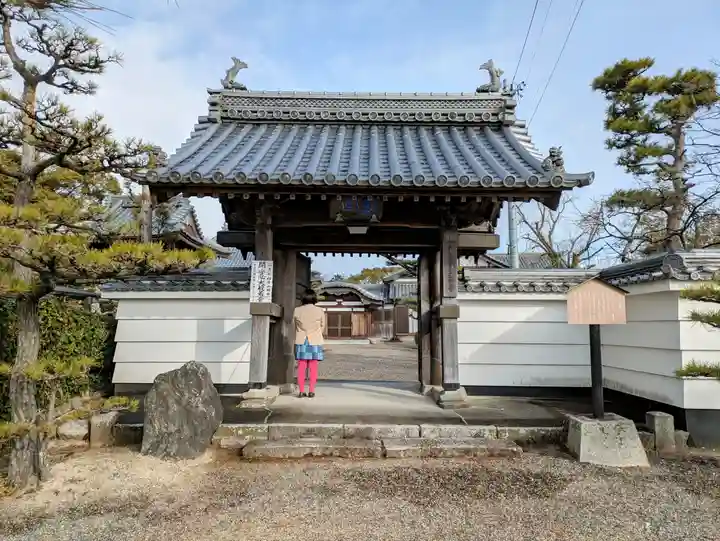 正覚寺の山門・神門