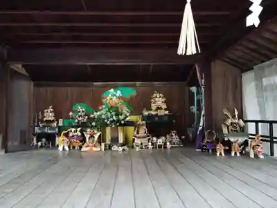 阿智神社の像