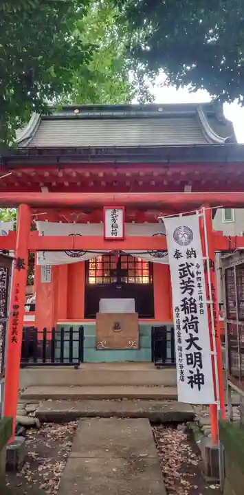 武芳稲荷神社の本殿・本堂