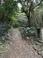 末吉宮の{uncategorized: "未分類", other: "その他", undefined: "問題あり", building: "その他建物", grave: "お墓", sacred_gate: "鳥居", guardian: "狛犬", statue: "像", buddha: "仏像", history: "歴史", nature: "自然", garden: "庭園", animal: "動物", pagoda: "塔", temizu: "手水舎", mountain_gate: "山門・神門", sanctuary: "本殿・本堂", subordinate: "末社・摂社", art: "芸術", scenery: "景色", jizo: "地蔵", ema: "絵馬", goshuin: "御朱印", omikuji: "おみくじ", items: "授与品その他", amulet: "お守り", goshuincho: "御朱印帳", eats: "食事", festival: "お祭り", votive_dance: "神楽", shichigosan: "七五三参", wedding: "結婚式", experience: "体験その他", initially: "初詣", around: "周辺", anti_infection: "感染症対策"}