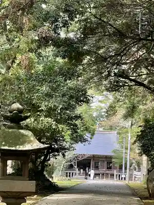 倭文神社の{uncategorized: "未分類", other: "その他", undefined: "問題あり", building: "その他建物", grave: "お墓", sacred_gate: "鳥居", guardian: "狛犬", statue: "像", buddha: "仏像", history: "歴史", nature: "自然", garden: "庭園", animal: "動物", pagoda: "塔", temizu: "手水舎", mountain_gate: "山門・神門", sanctuary: "本殿・本堂", subordinate: "末社・摂社", art: "芸術", scenery: "景色", jizo: "地蔵", ema: "絵馬", goshuin: "御朱印", omikuji: "おみくじ", items: "授与品その他", amulet: "お守り", goshuincho: "御朱印帳", eats: "食事", festival: "お祭り", votive_dance: "神楽", shichigosan: "七五三参", wedding: "結婚式", experience: "体験その他", initially: "初詣", around: "周辺", anti_infection: "感染症対策"}