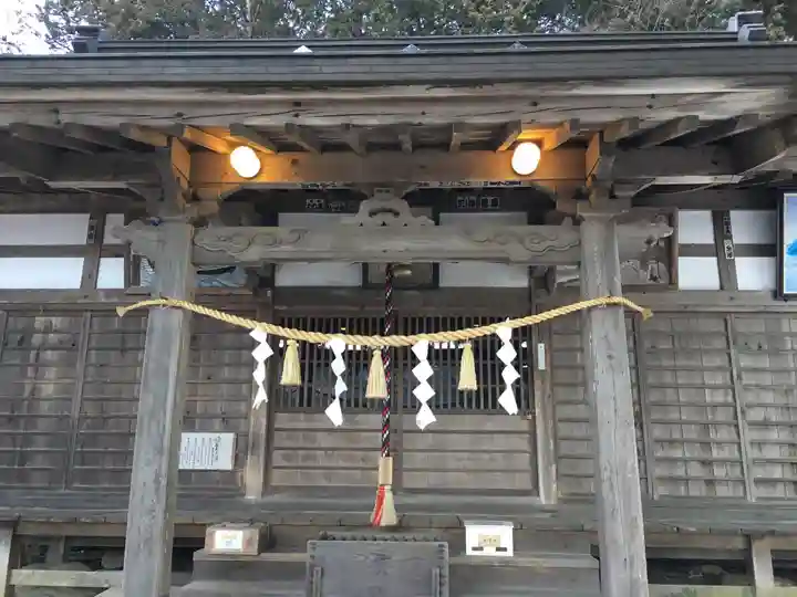 若宮八幡神社の本殿・本堂