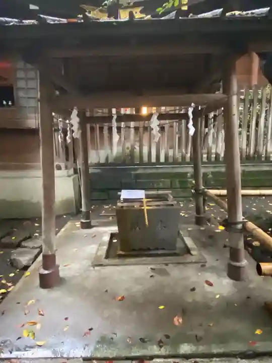 子安神社の手水舎