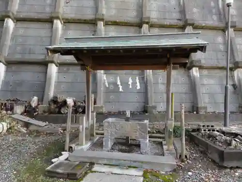 杉山社（帷子町杉山社・久保杉山神社）の手水舎