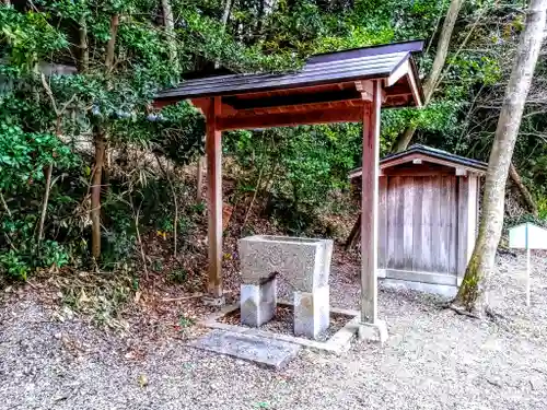 笠松稲荷神社の手水舎