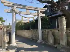 高津諏訪神社の鳥居