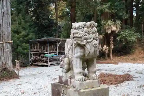 熱日高彦神社の狛犬