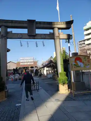 鶴見神社の鳥居