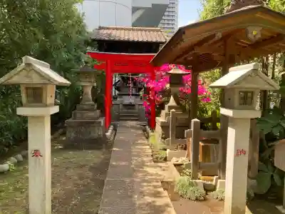 日電玉川稲荷神社の{uncategorized: "未分類", other: "その他", undefined: "問題あり", building: "その他建物", grave: "お墓", sacred_gate: "鳥居", guardian: "狛犬", statue: "像", buddha: "仏像", history: "歴史", nature: "自然", garden: "庭園", animal: "動物", pagoda: "塔", temizu: "手水舎", mountain_gate: "山門・神門", sanctuary: "本殿・本堂", subordinate: "末社・摂社", art: "芸術", scenery: "景色", jizo: "地蔵", ema: "絵馬", goshuin: "御朱印", omikuji: "おみくじ", items: "授与品その他", amulet: "お守り", goshuincho: "御朱印帳", eats: "食事", festival: "お祭り", votive_dance: "神楽", shichigosan: "七五三参", wedding: "結婚式", experience: "体験その他", initially: "初詣", around: "周辺", anti_infection: "感染症対策"}