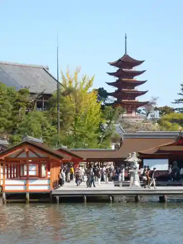 厳島神社(広島県)