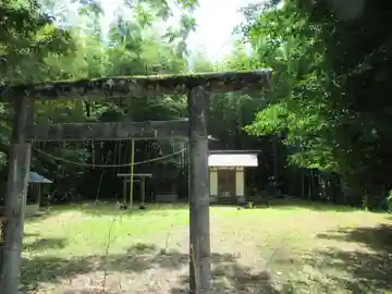 八幡神社の鳥居