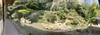 医光寺の庭園