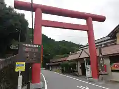 武蔵御嶽神社の鳥居