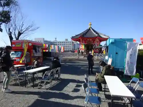 孝道山のその他建物