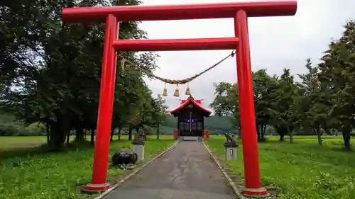 美沢神社の鳥居