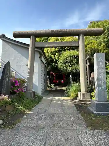 大島稲荷神社の鳥居