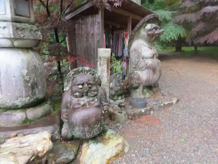 華厳寺の像