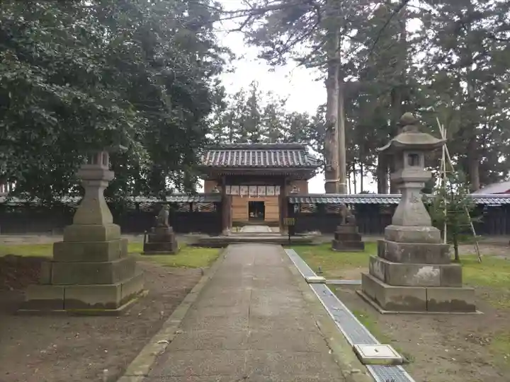 守りの神 藤基神社のその他建物