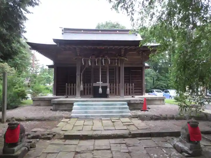 亀岡八幡宮の本殿・本堂
