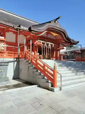 花園神社の本殿・本堂