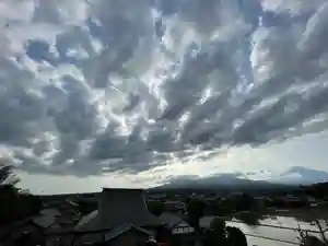 光明寺の景色(2021年05月15日(土) 22時08分10秒投稿)