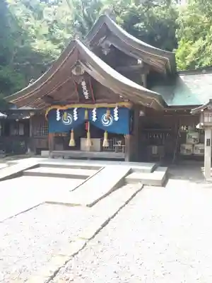 若宮八幡宮の本殿・本堂