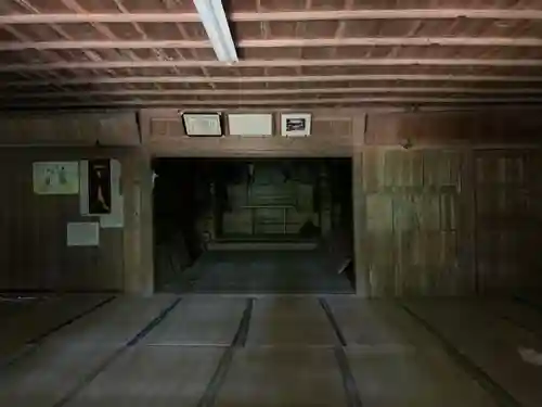 熊野神社の本殿・本堂