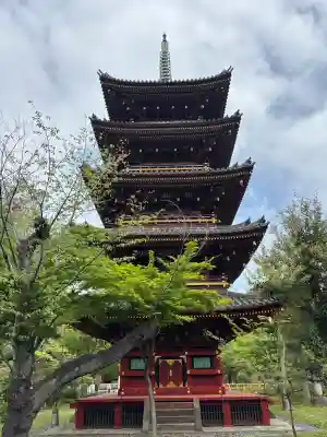 上野東照宮の{uncategorized: "未分類", other: "その他", undefined: "問題あり", building: "その他建物", grave: "お墓", sacred_gate: "鳥居", guardian: "狛犬", statue: "像", buddha: "仏像", history: "歴史", nature: "自然", garden: "庭園", animal: "動物", pagoda: "塔", temizu: "手水舎", mountain_gate: "山門・神門", sanctuary: "本殿・本堂", subordinate: "末社・摂社", art: "芸術", scenery: "景色", jizo: "地蔵", ema: "絵馬", goshuin: "御朱印", omikuji: "おみくじ", items: "授与品その他", amulet: "お守り", goshuincho: "御朱印帳", eats: "食事", festival: "お祭り", votive_dance: "神楽", shichigosan: "七五三参", wedding: "結婚式", experience: "体験その他", initially: "初詣", around: "周辺", anti_infection: "感染症対策"}