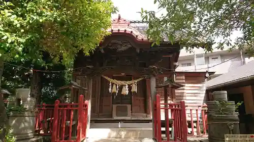 高津諏訪神社の本殿・本堂
